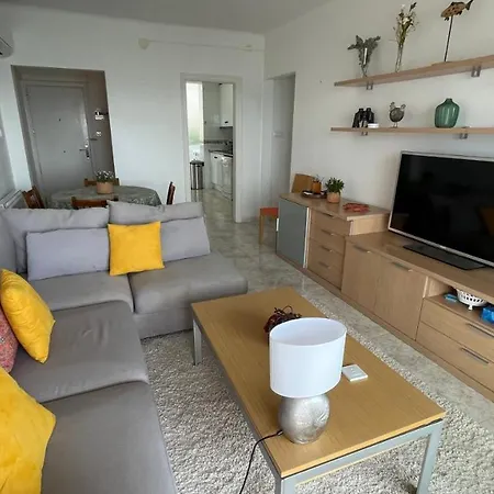 Bonito Apartamento En Con Vistas Al Mar Rosas