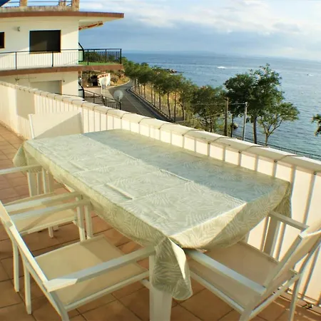 Apartment Bonito Apartamento En Con Vistas Al Mar Roses