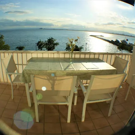 Bonito Apartamento En Con Vistas Al Mar Roses
